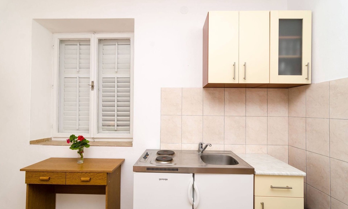 Pomena Apartment | Guest House Kiko - One-Bedroom Apartment with Balcony and Sea View (A4)