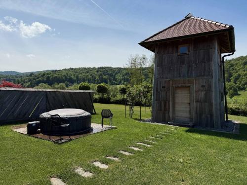 Domzale Ski Chalet | Hiska Ulala