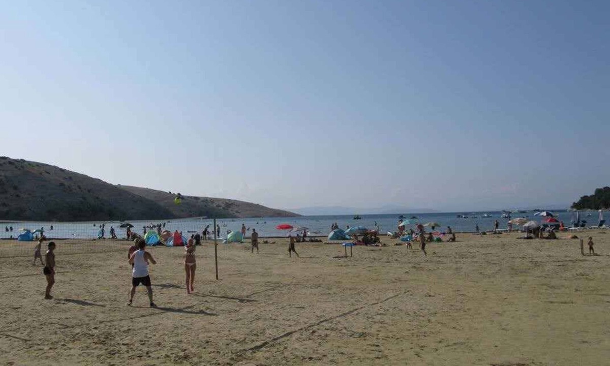 Lopar Apartment | Holiday apartment 150 m from the sea