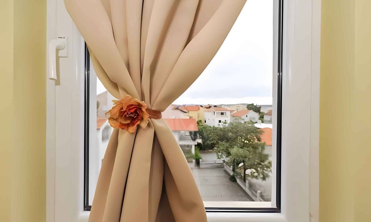 Srima Apartment | Holiday apartment 70 m from the beach