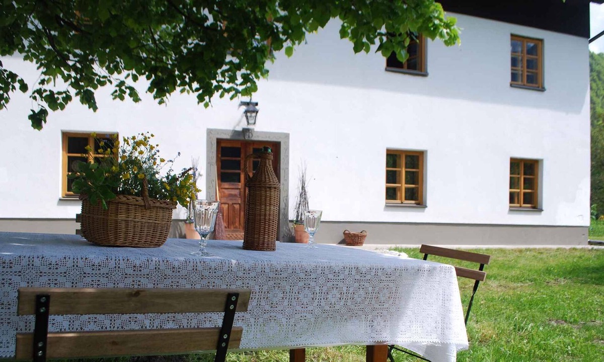 Gozd Martuljek Apartment | Holiday apartment with mountain view