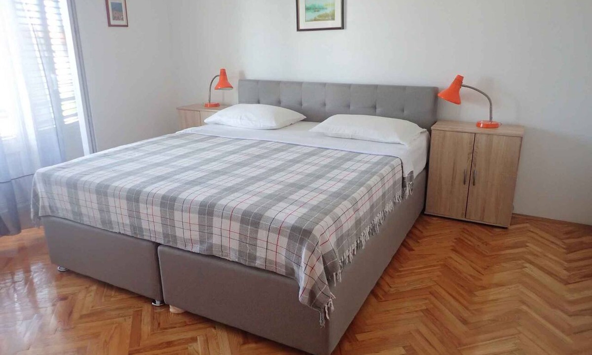 Seline Apartment | Holiday apartment with balcony