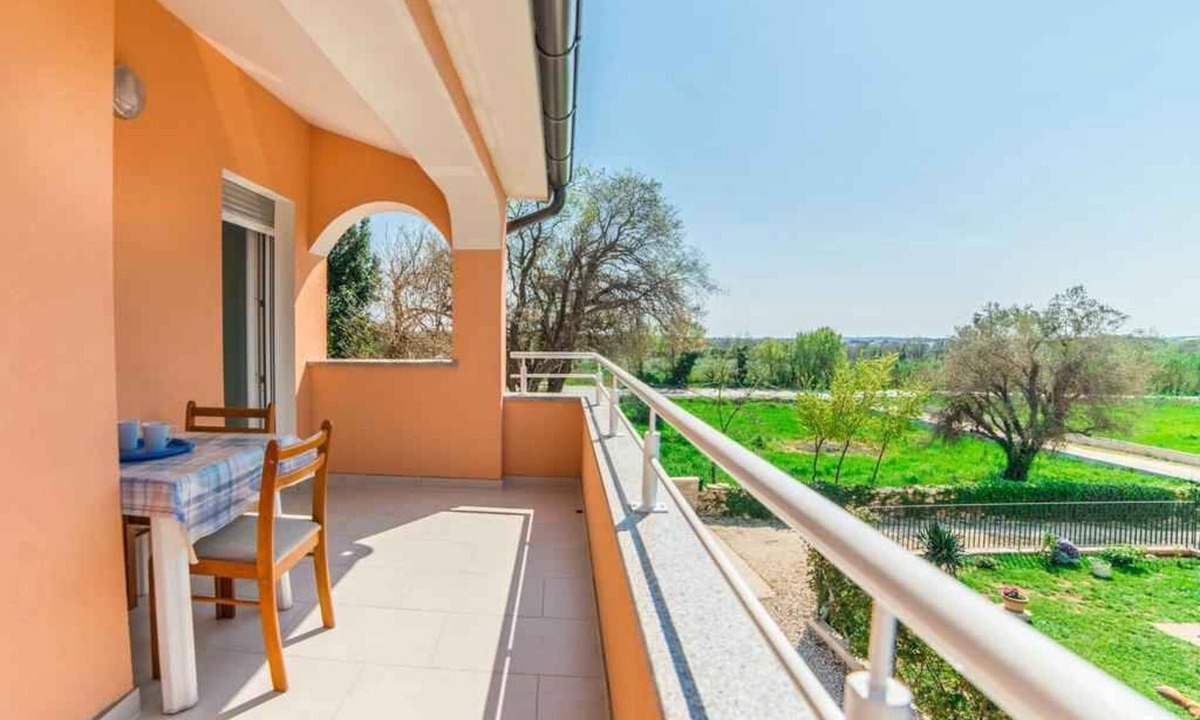 Pomer Apartment | Holiday apartment with air conditioning