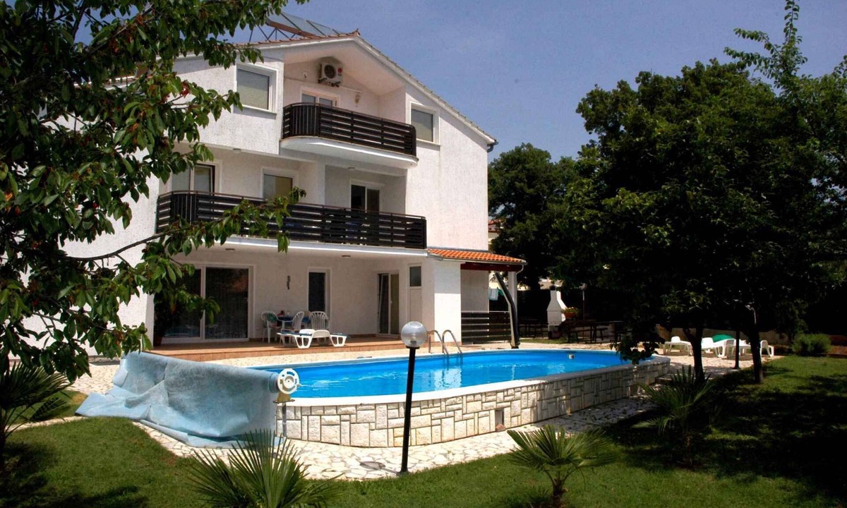 Mali Maj Apartment | Holiday apartment with pool