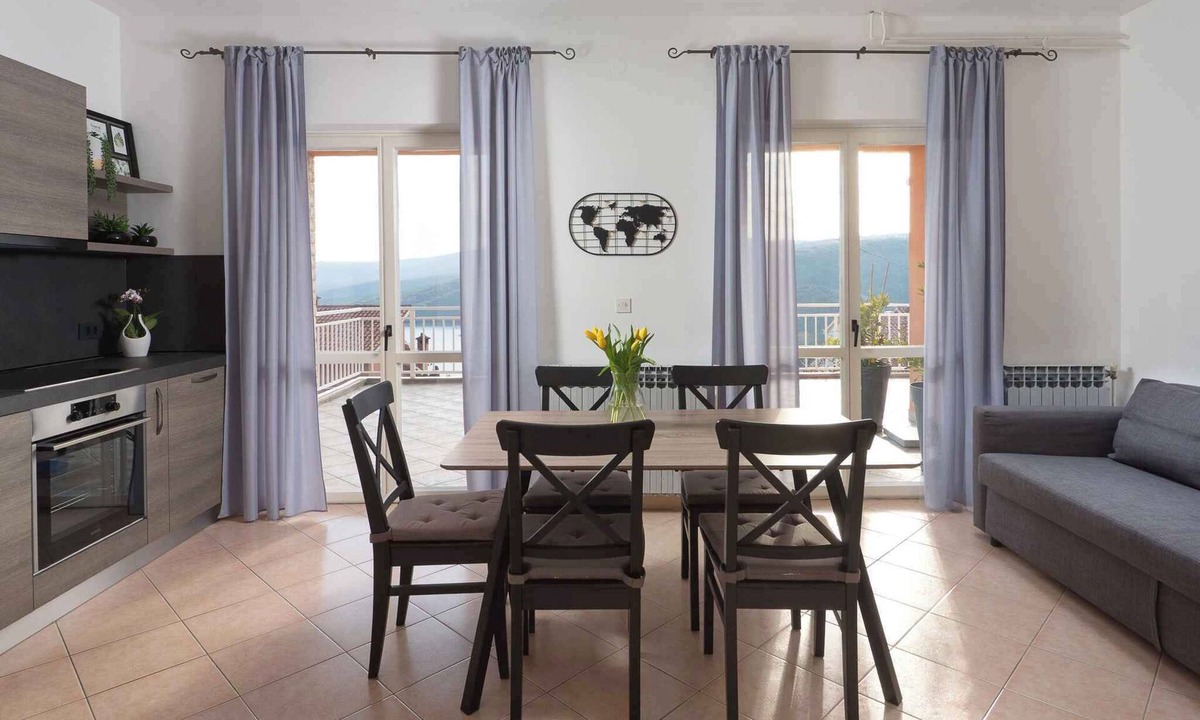 Rabac Apartment | Holiday apartment with sea view