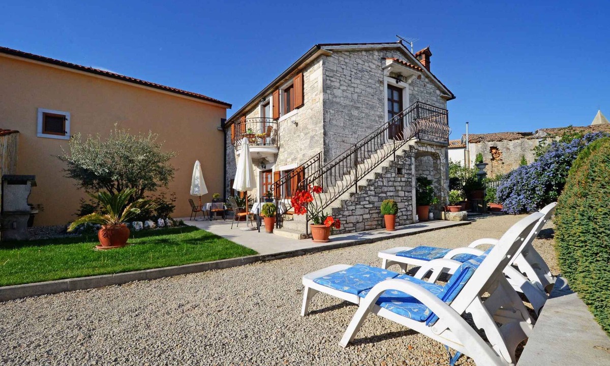 Baderna Apartment | Holiday flat with air conditioning