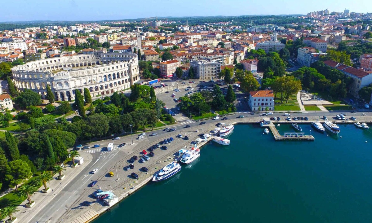 Krnica Apartment | Holiday flat with terrace