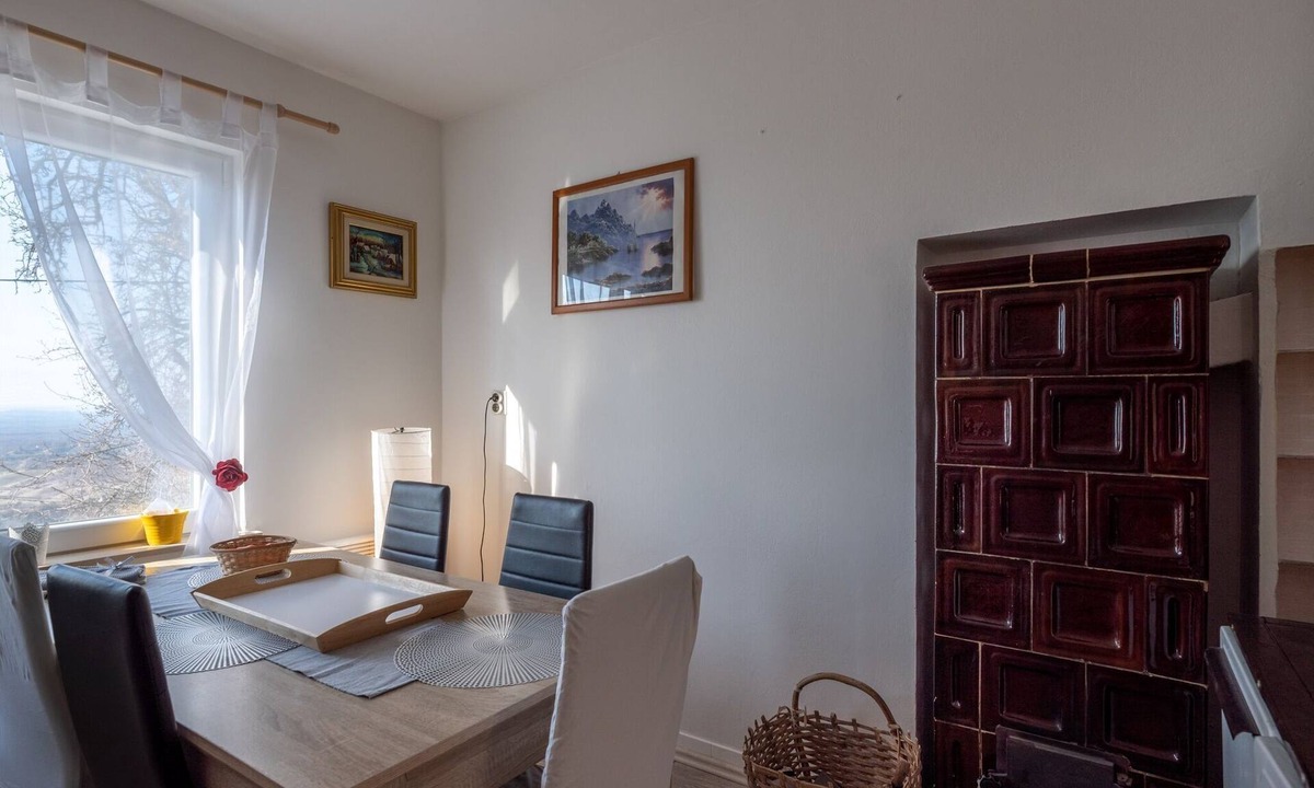 Breznik Plesivicki House | Holiday Home in Prilipje with Terrace