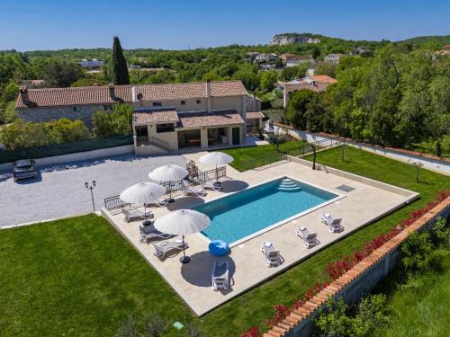 Matohanci House | Holiday Home Tone i Maria by Interhome