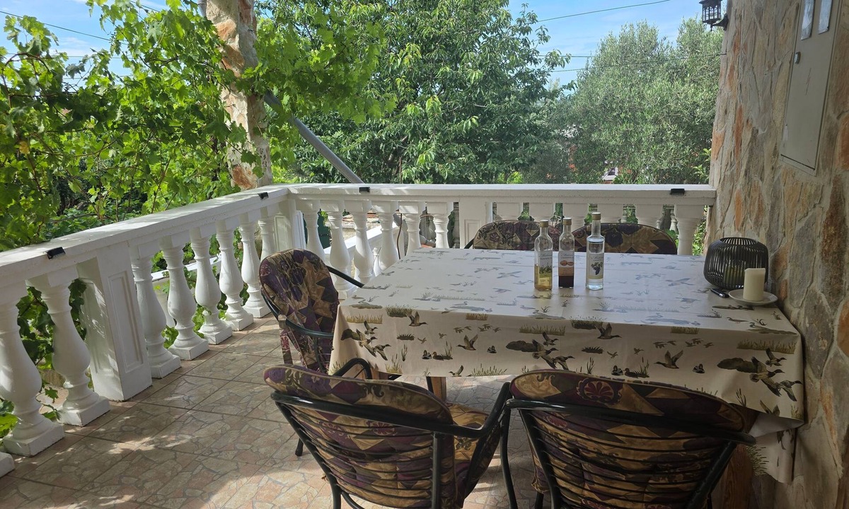 Policnik House | Holiday home with hot tub Poličnik, Zadar (K-27481)