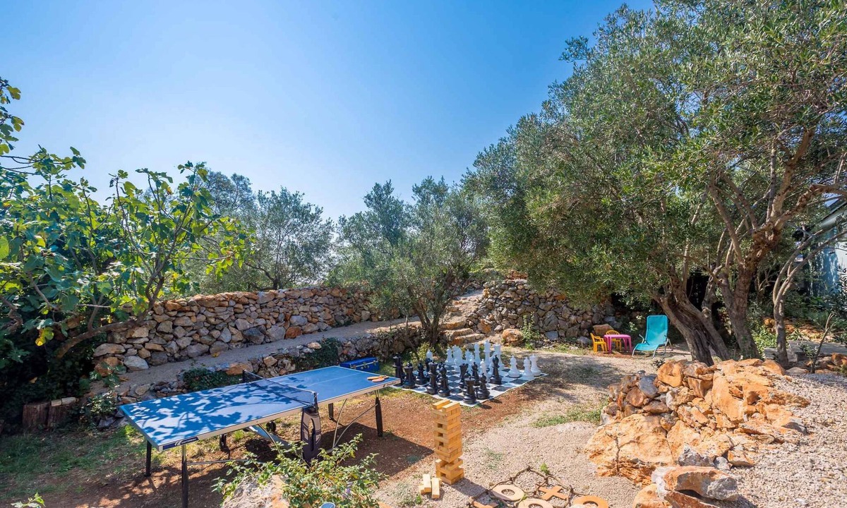 Kornic House | Holiday home with pool and air conditioning