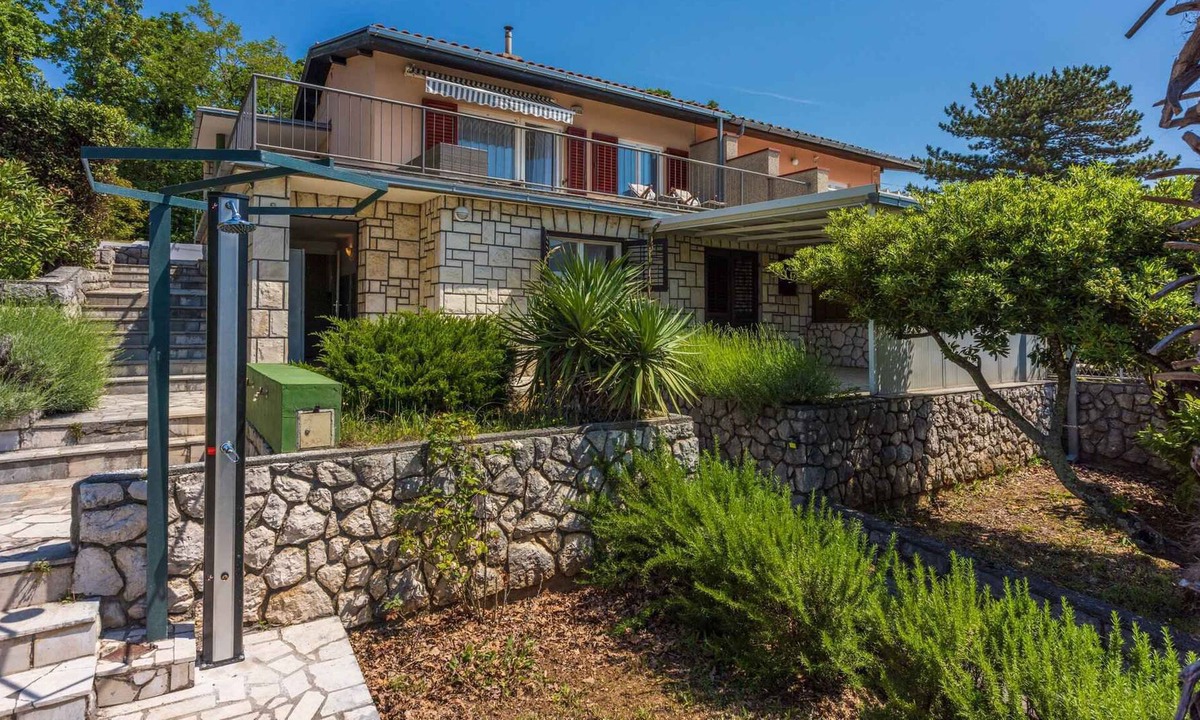 Selce House | Holiday home with terrace
