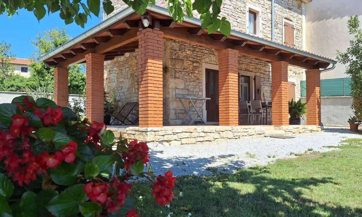Radovani Villa | Holiday Home Zora - Radovani by Villas Guide