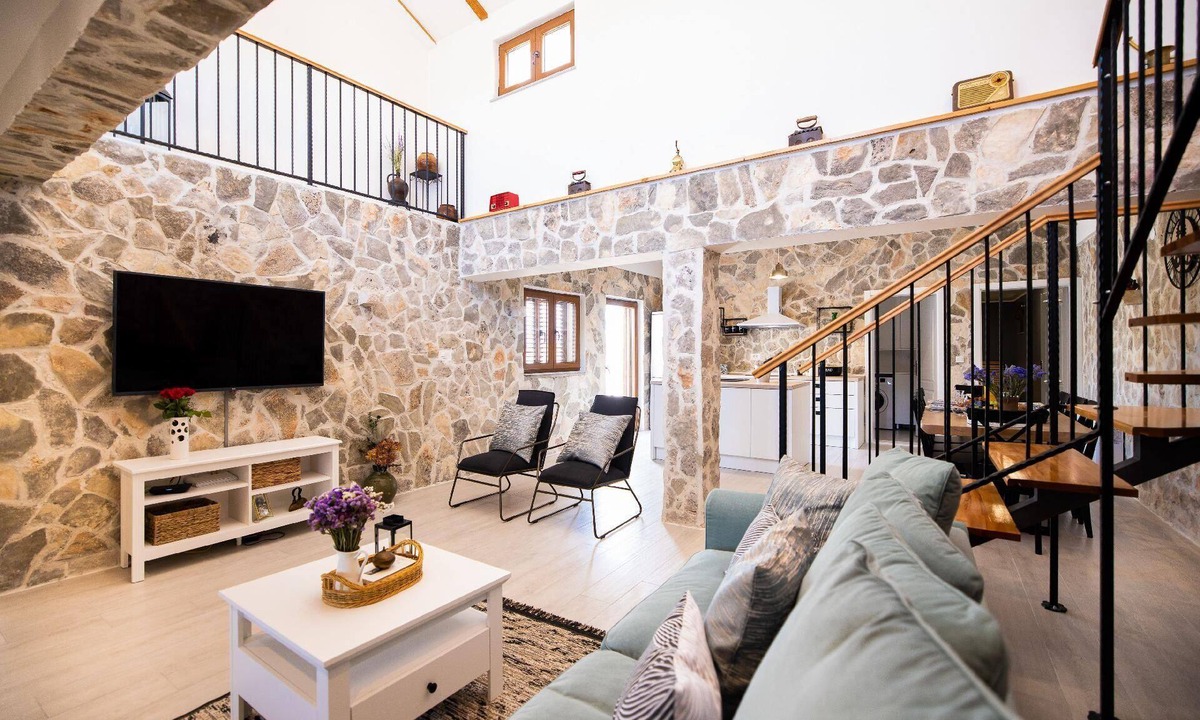 Benkovac House | Holiday house Benkovac for 1 - 8 persons with 4 bedrooms - Holiday house