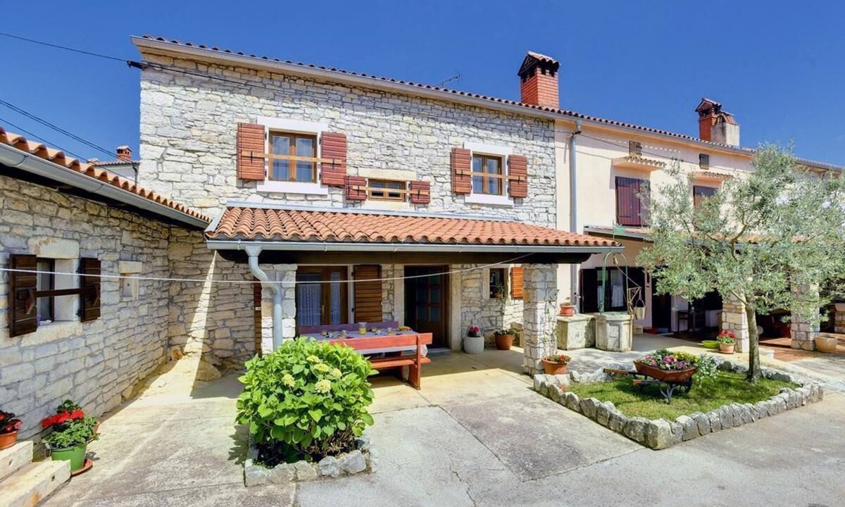 Orihi House | Holiday house for 5 persons approx. 80 qm in Orihi, Istria (Interior of Istria)