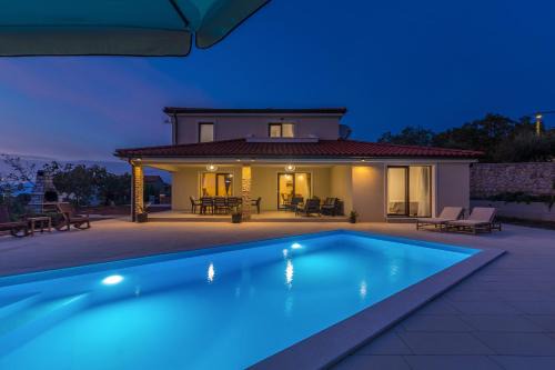 Nenadici Villa | Holiday house LUNA
