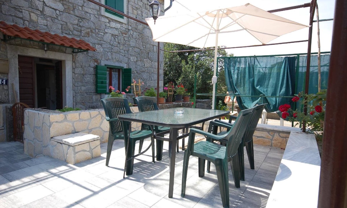Nenadici House | Holiday house Nenadici for 1 - 4 persons with 2 bedrooms - Holiday home