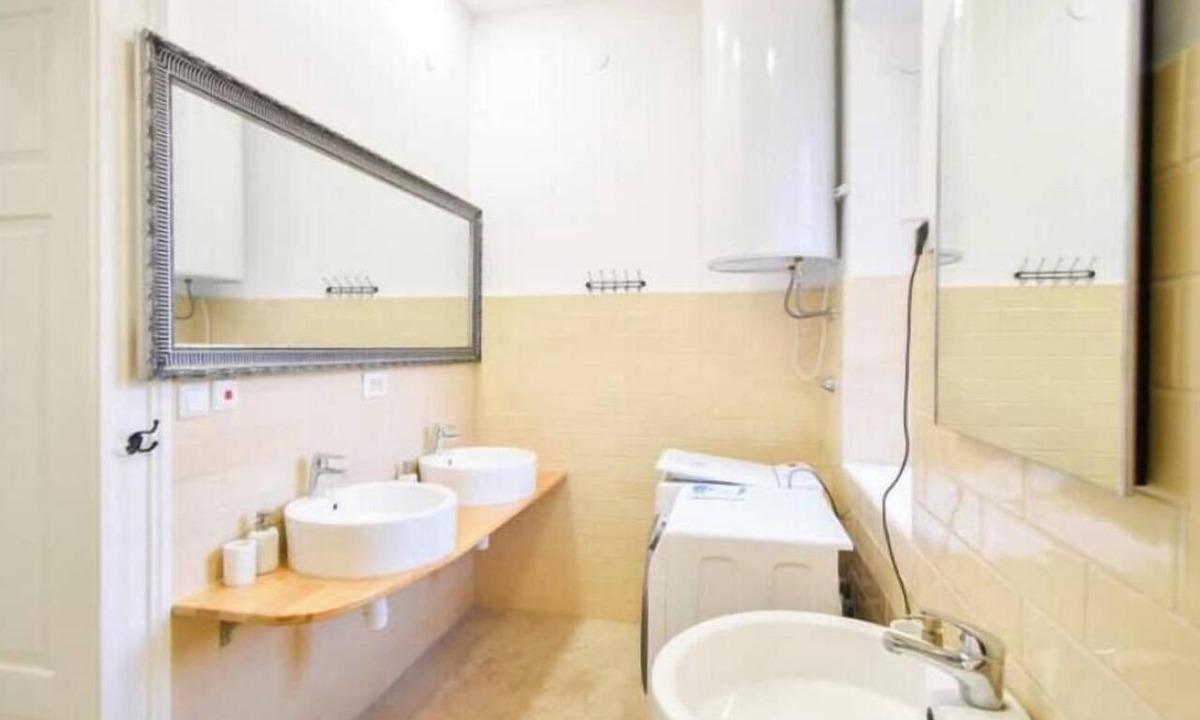 Loborika Apartment | Hostel L&G, Pula: Double Room with Ocean View