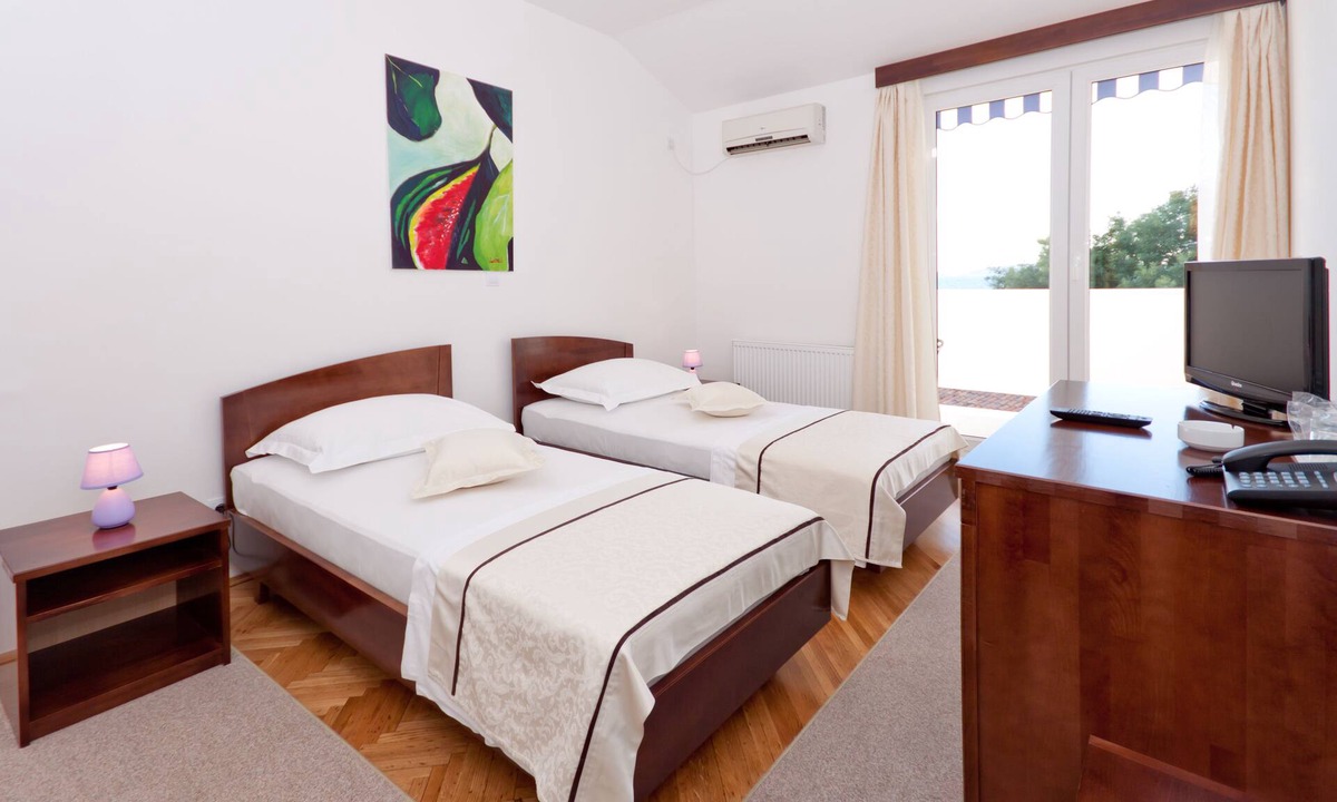 Kastel Kambelovac Hotel | Hotel Ballet School