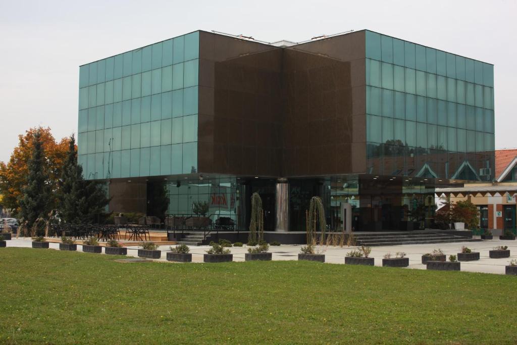 Lendava Hotel | Hotel Cubis