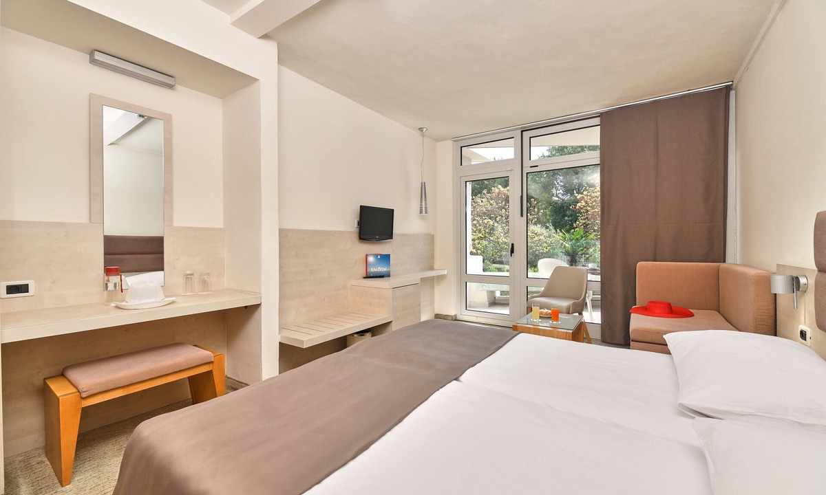 Porec Hotel | Hotel Mediteran Plava Laguna