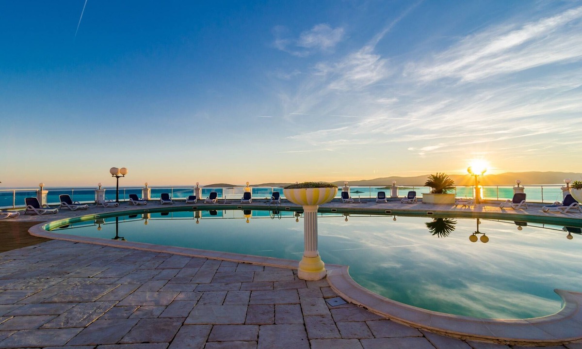 Postup House | Hotel Pansion Villa Antonio - Two Bedroom Suite with Balcony and Garden View 36