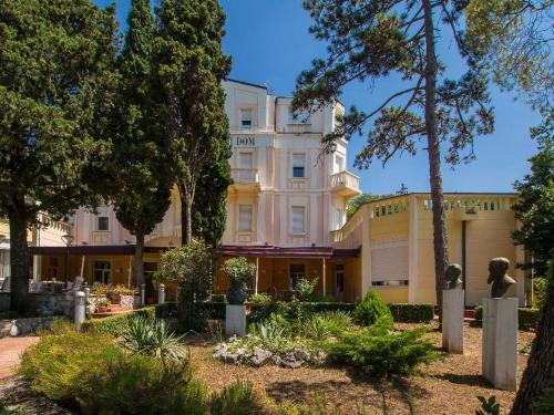 Crikvenica Hotel | Hotel Vila Ružica- glavna zgrada i depandanse