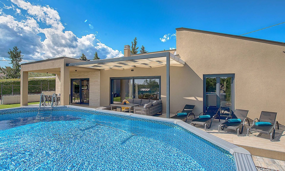 Rebici House | House 2406 by Interhome