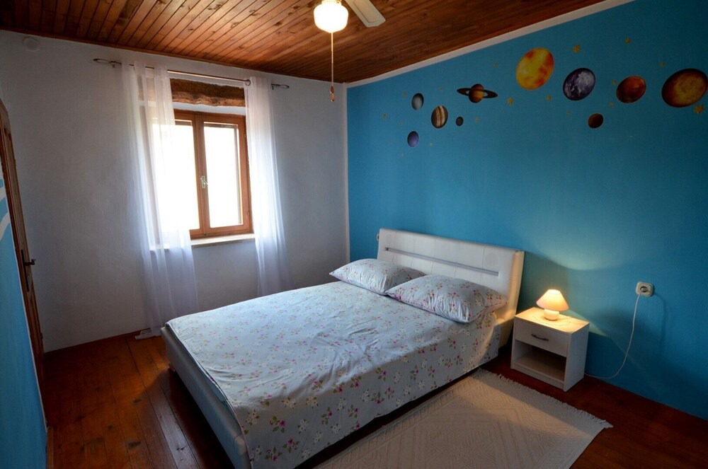 Kruncici House | House Kruncici in Kruncici