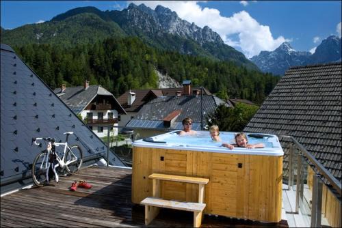 Kranjska Gora Apartment | House Neza