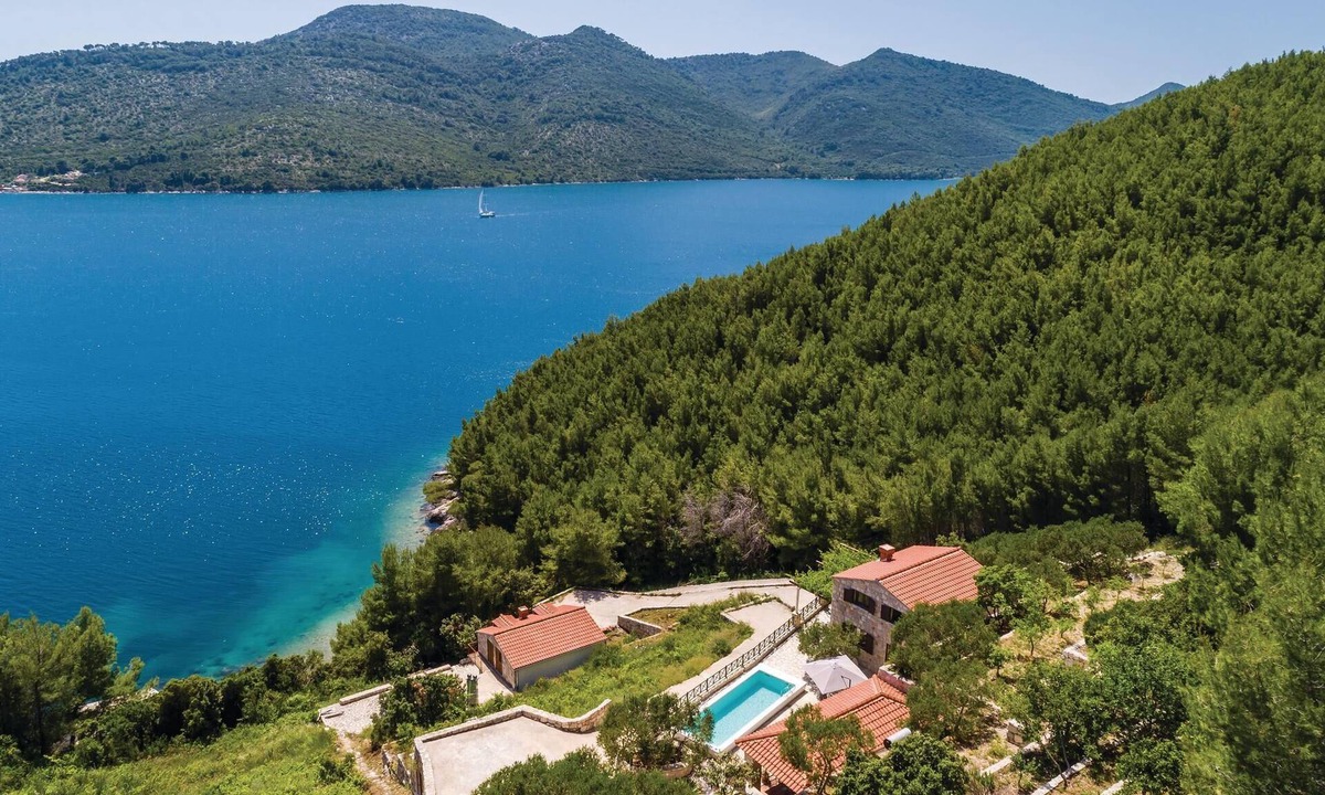 Kobas House | If you are still looking for something special in our offer, this beautiful vacation home with pool