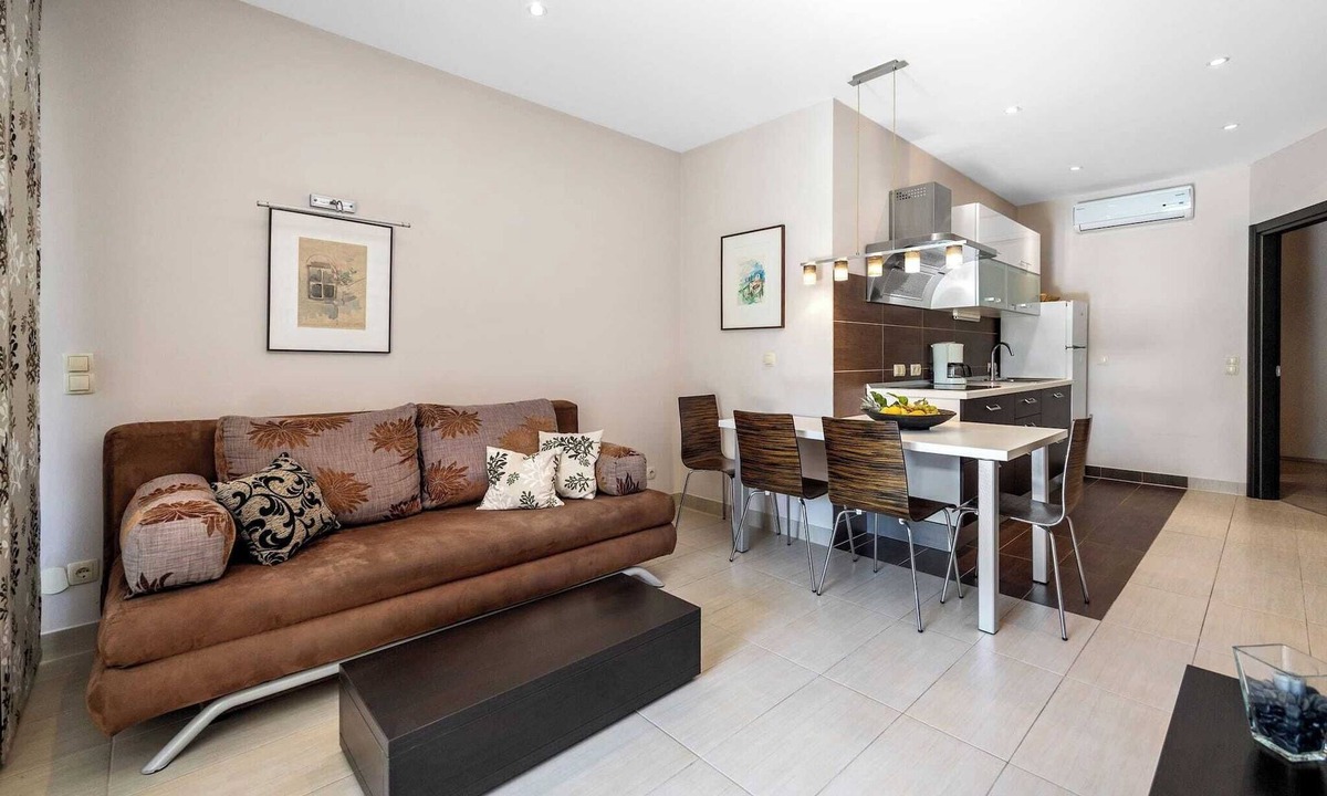 Banjol Apartment | Jacuzzi Retreat in Banjol