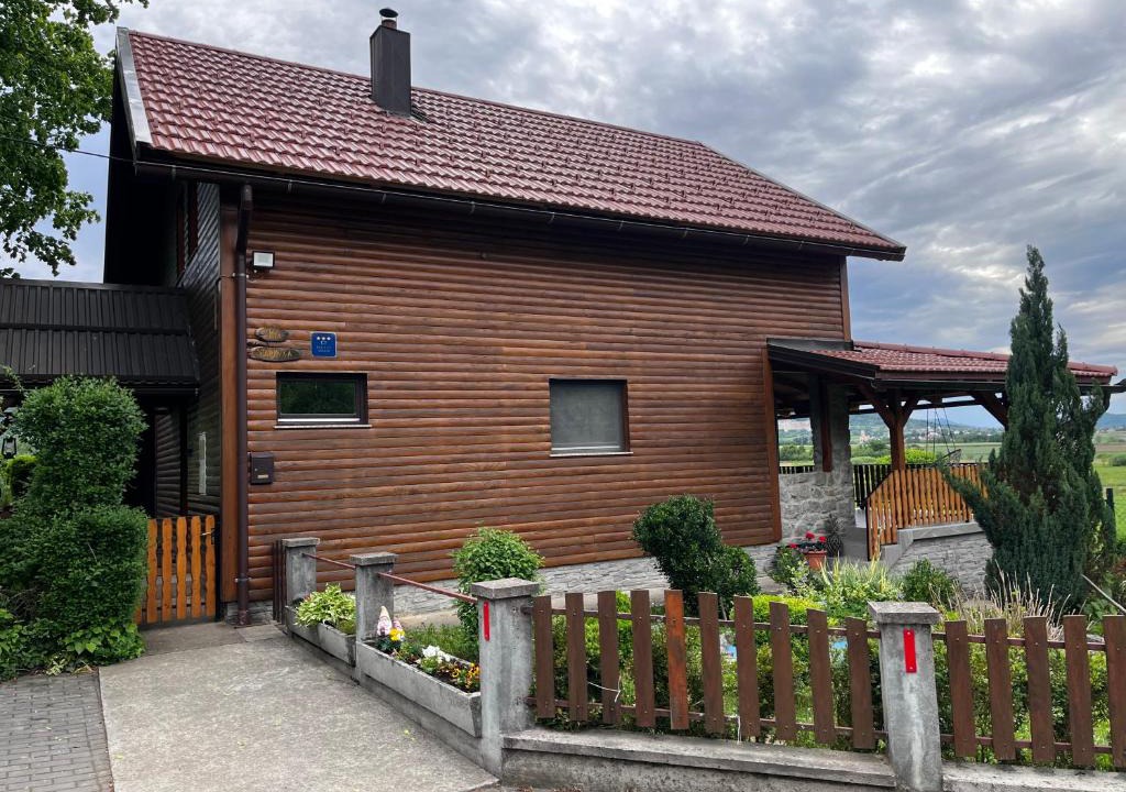 Ogulin House | Kuća za odmor ANAMARIJA