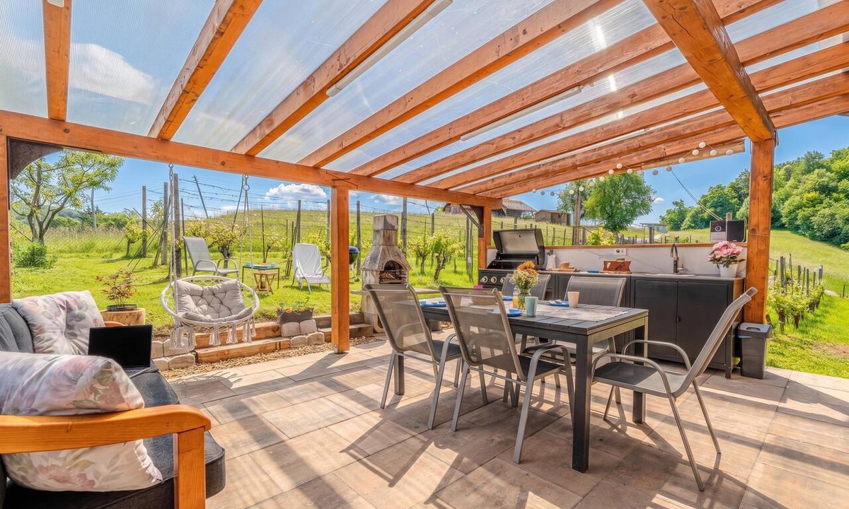 Zalec House | Lodge Trtinka/w Terrace & BBQ in Nature, Žalec, Slovenia
