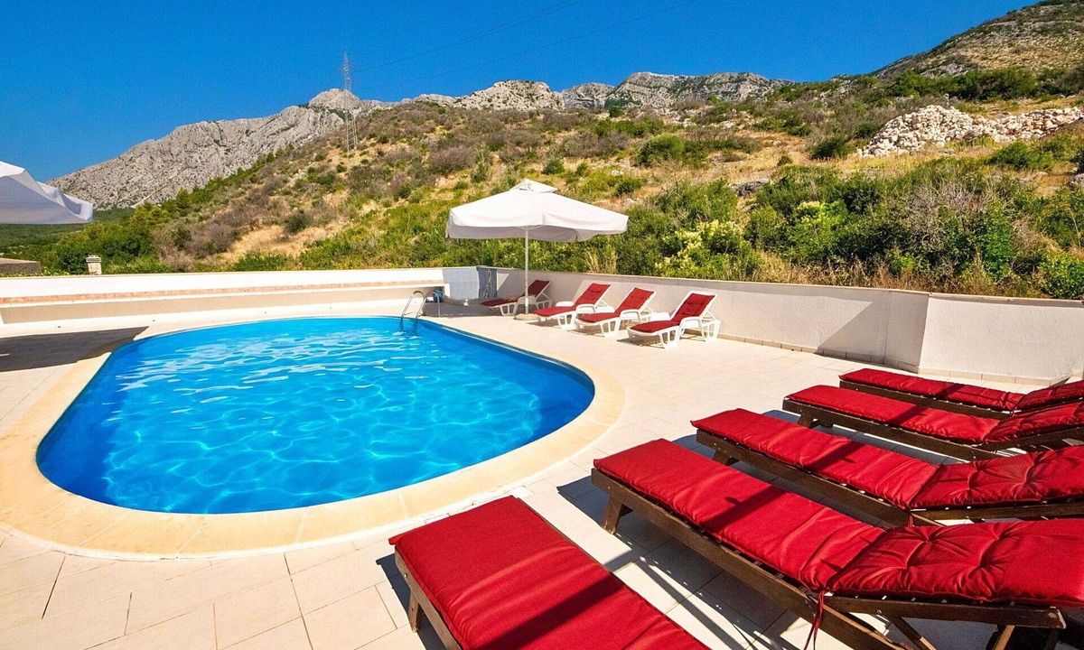 Stankovici Apartment | Lovely apartment for 4 guests with pool, WIFI, A/C, TV, terrace and pets allowed