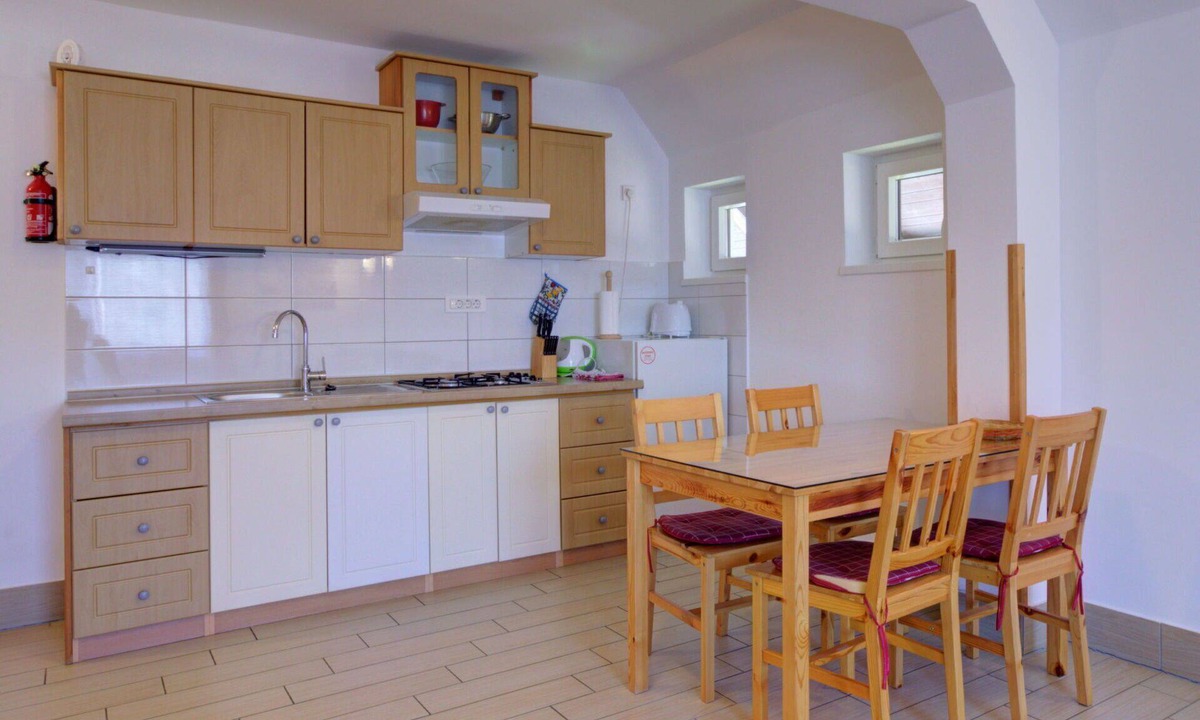 Bohinjska Bistrica Apartment | Lovely apartment for 4 people with WIFI, TV, balcony, pets allowed and panoramic view