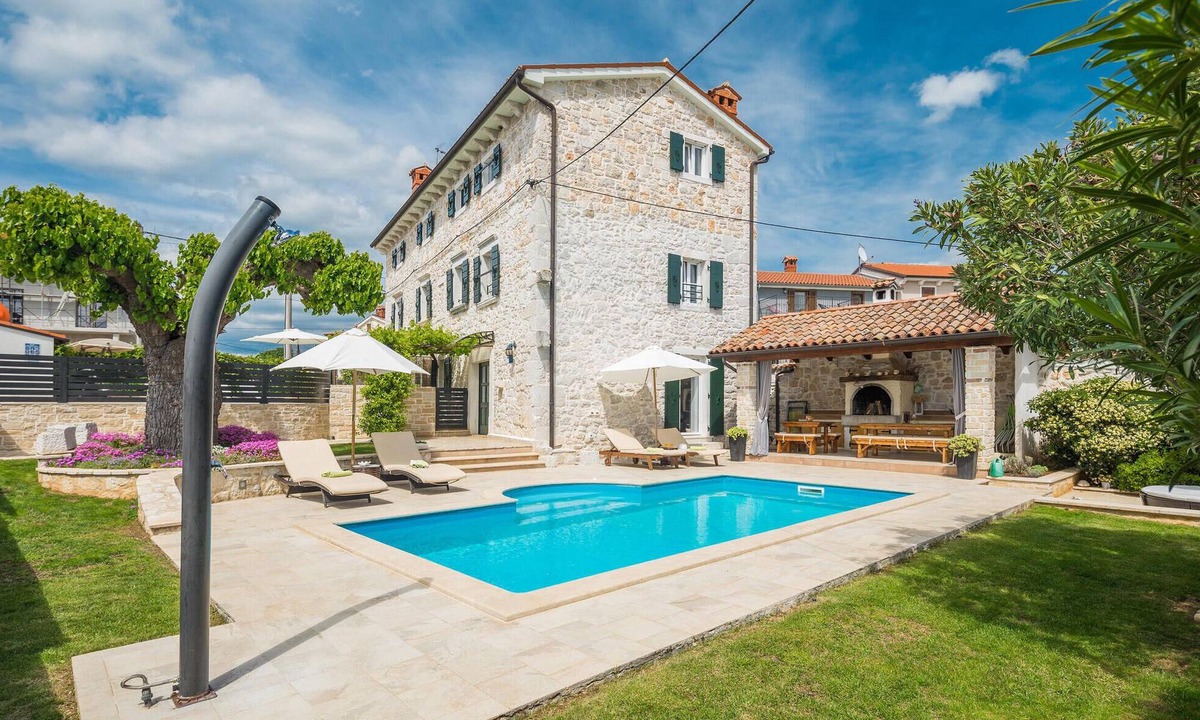 Dracevac House | Lovely home in Dracevac