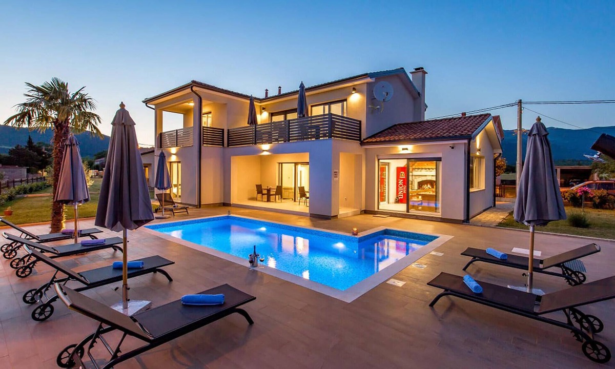 Sarsoni House | Lovely home in Drazice