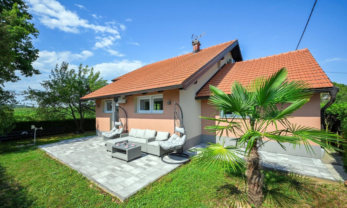 Duga Resa House | Lovely home in Duga Resa