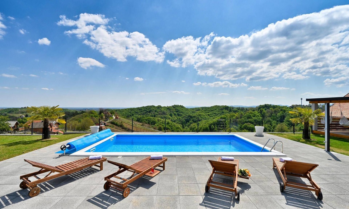Vinica House | Lovely home in Vinica Breg with sauna