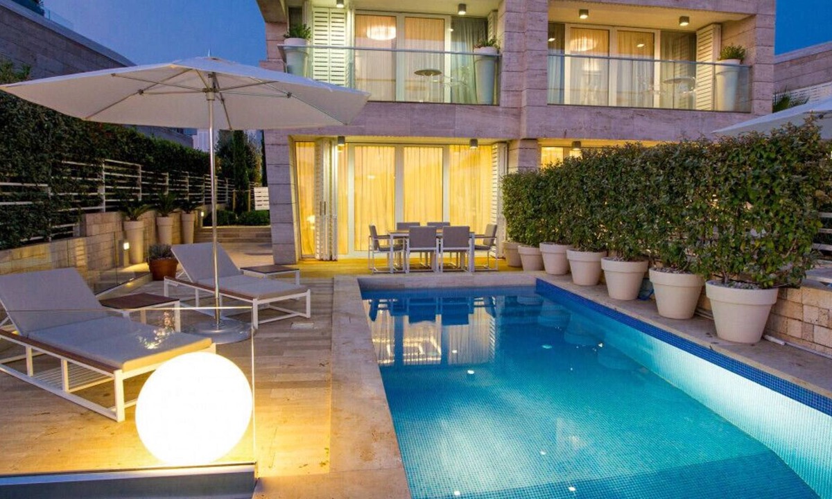 Petrcane Villa | Lovely Villa Camelia, in Dalmatia, with a Pool