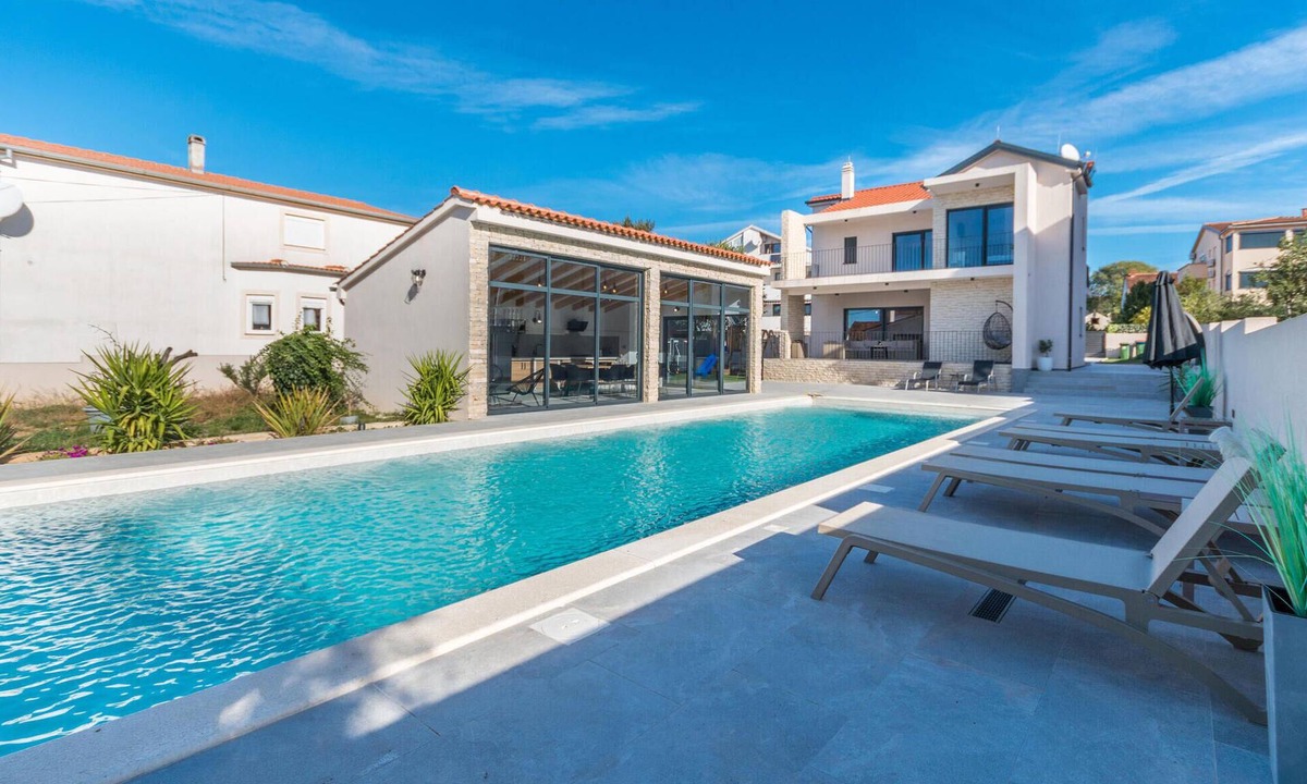 Biograd na Moru House | Luxurious home in Biograd na Moru with sauna