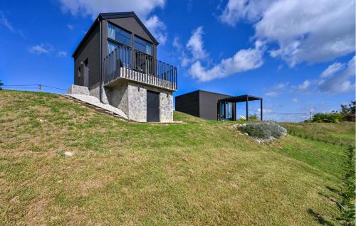 Strigova House | Luxurious Home In Banfi With Sauna