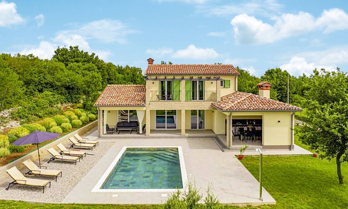 Salakovci House | Luxurious home in Labin with private swimming pool, can be inside or outside