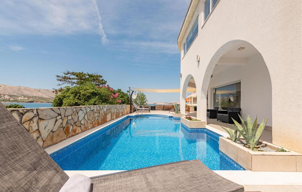 Pag House | Luxurious Home In Pag