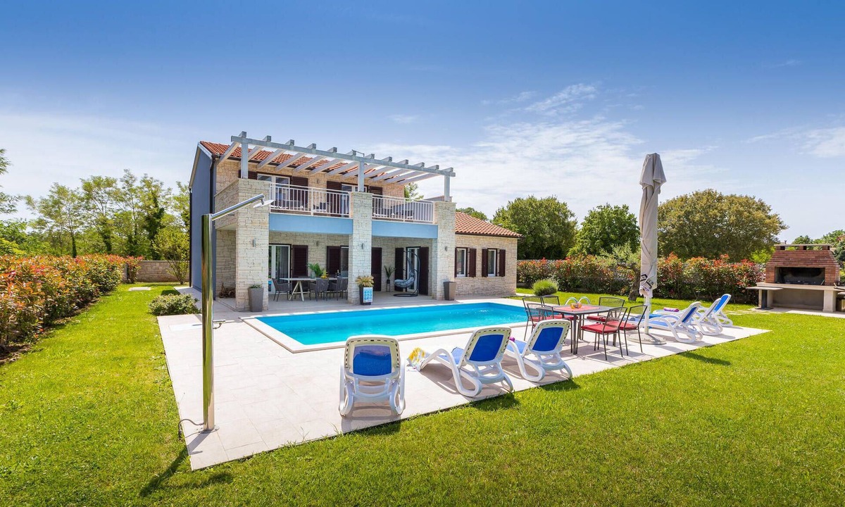 Sosici House | Luxurious home in Sosici