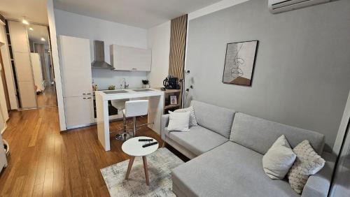 Znjan Apartment | Luxury Apartment Lullu Residence