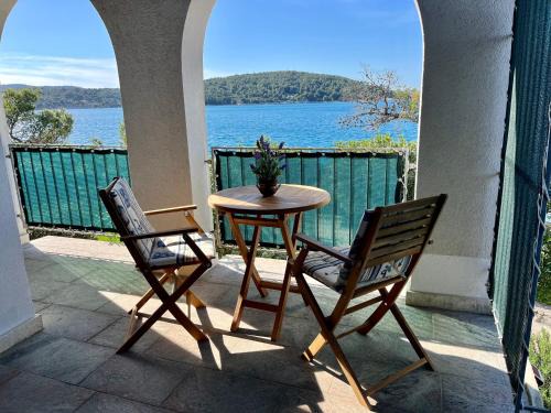 Necujam Apartment | Luxury Seafront Wellness Apartment with Sauna