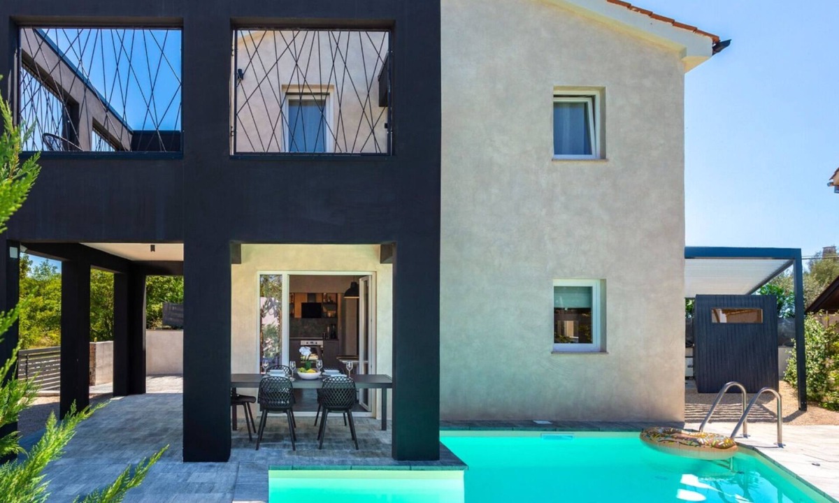 Sveti Ivan Dobrinjski Villa | Luxury Villa Exclusive by Villas Guide