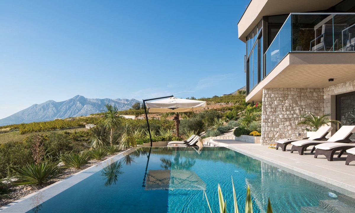 Donja Banda Villa | Luxury Villa Bevel with Pool
